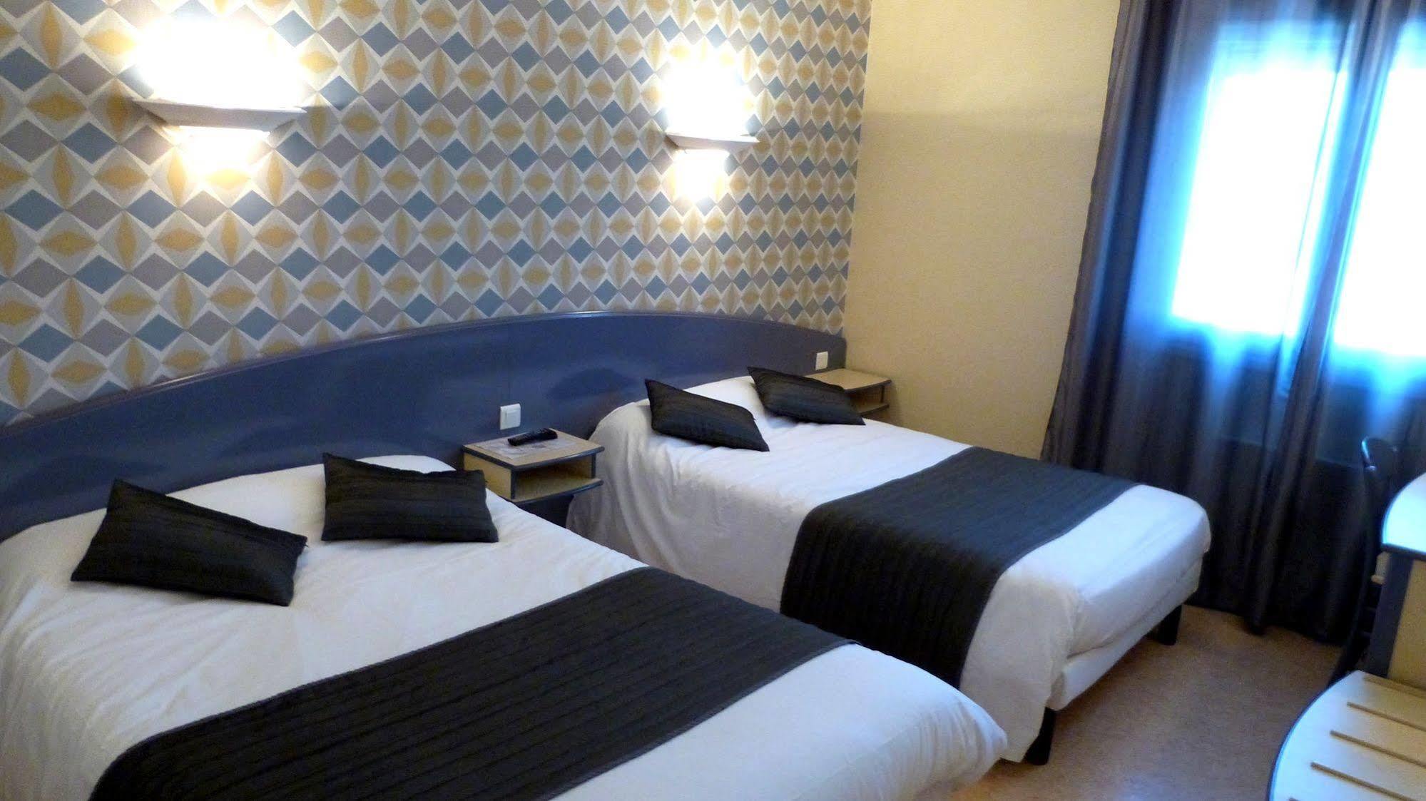 Nestor Hôtel Bourg-lès-Valence Buitenkant foto
